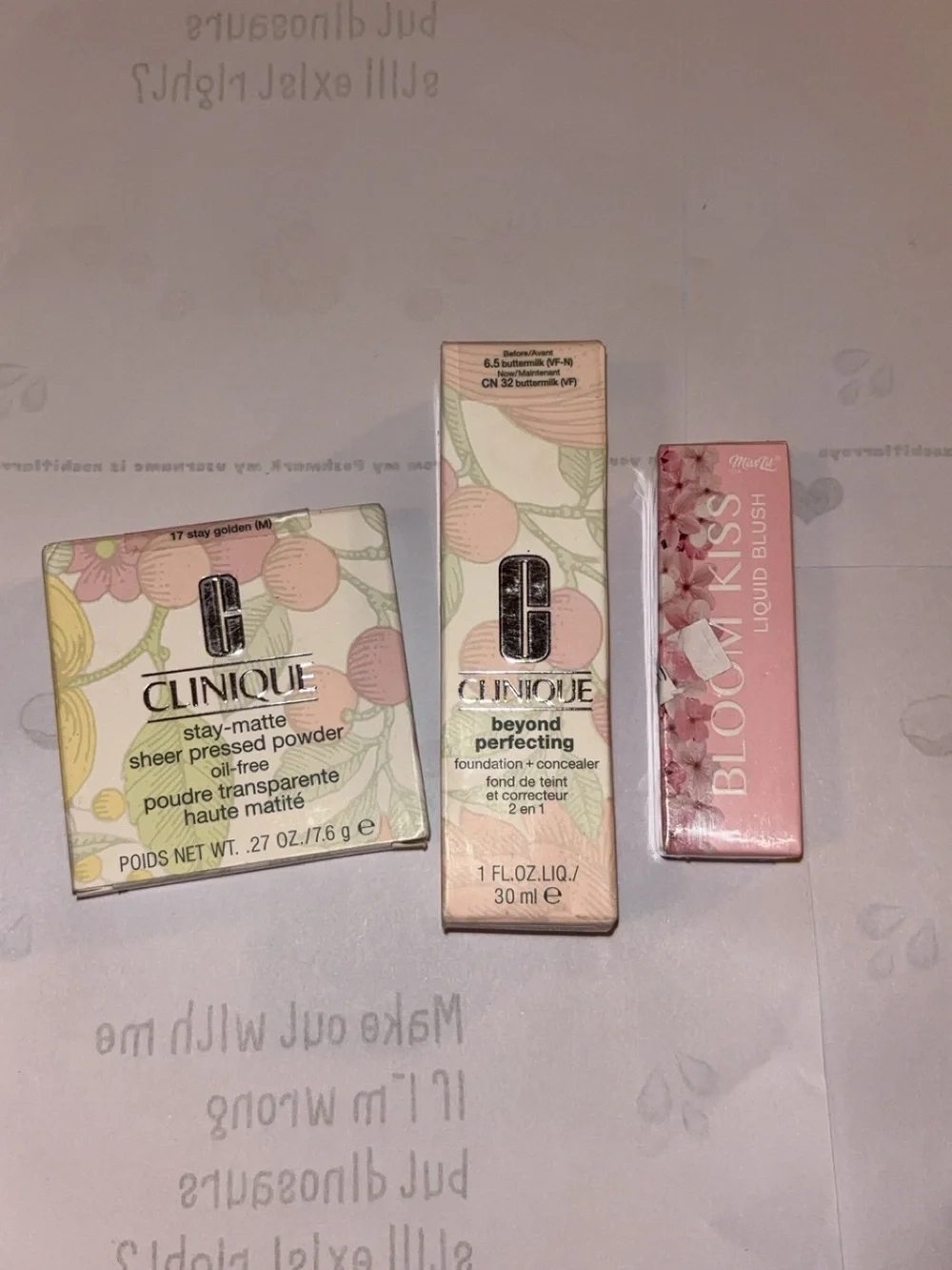 Clinique floral Makeup set 🍡